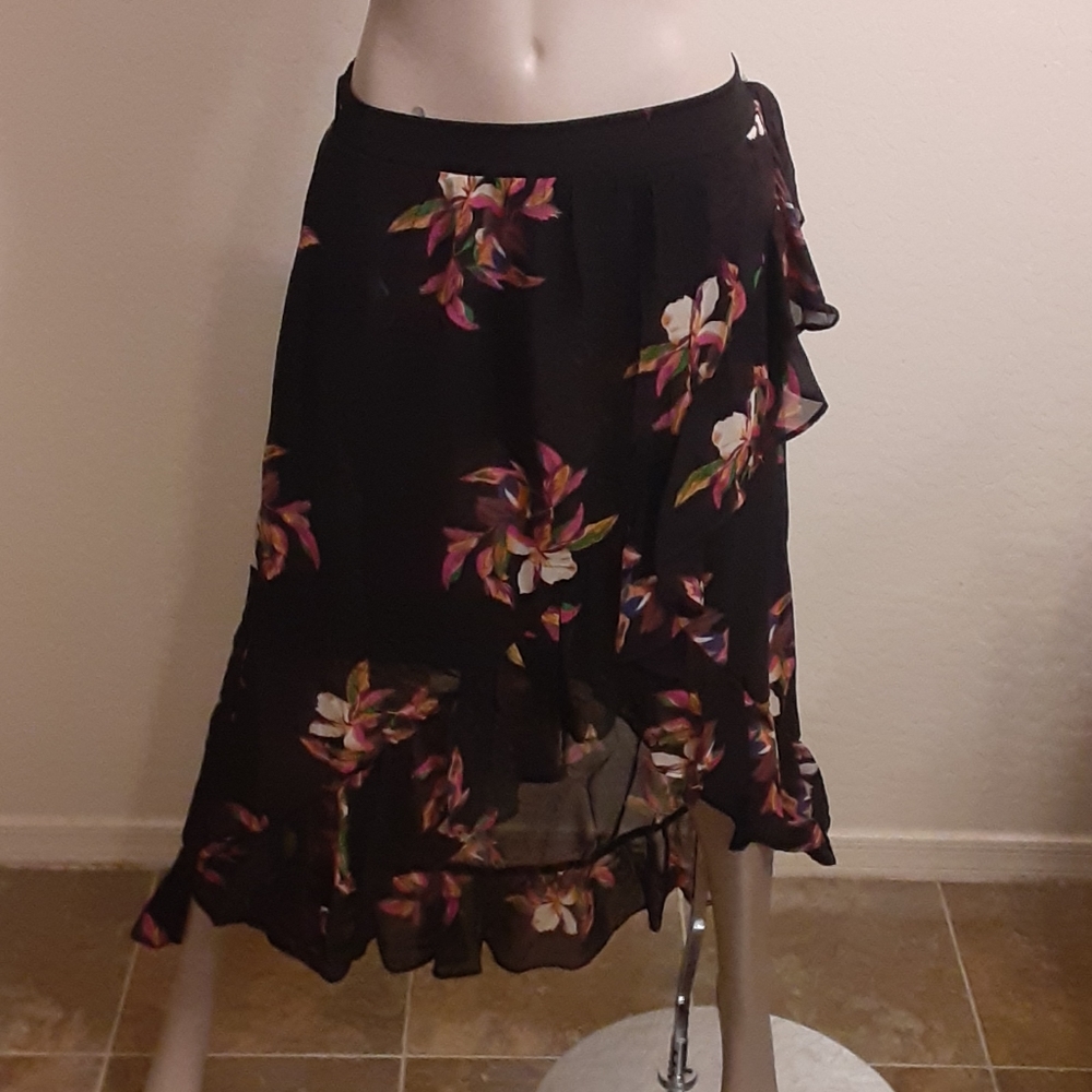 Women's Black Skirt High Low Floral Wrap BNWT